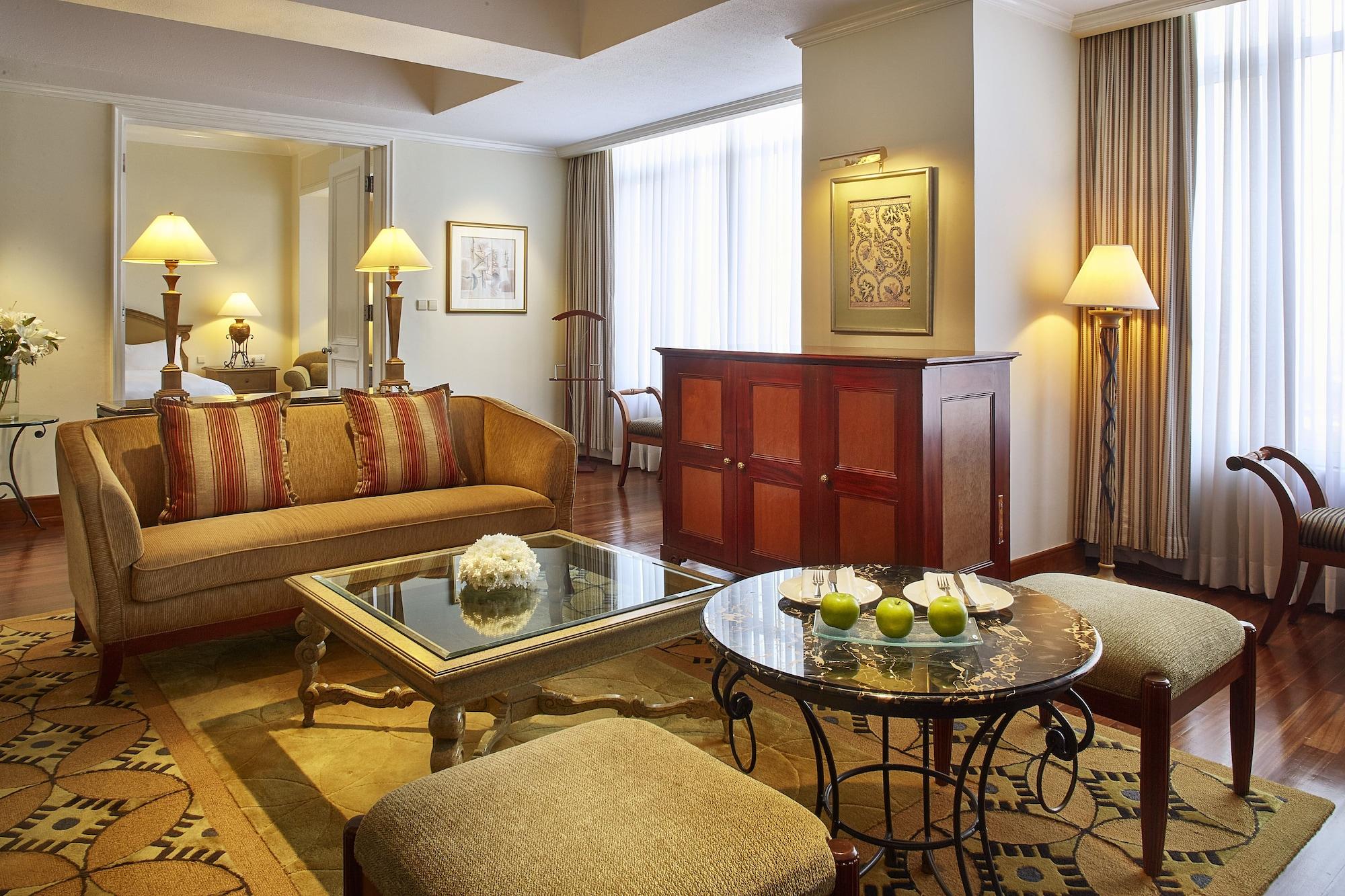 อารยาดุตา บันดุง Hotel ภายนอก รูปภาพ